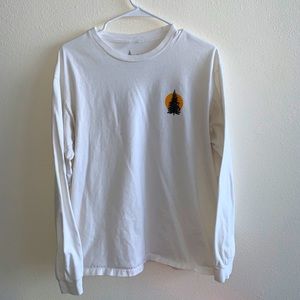 Men’s large Alpine Long-Sleeve tee